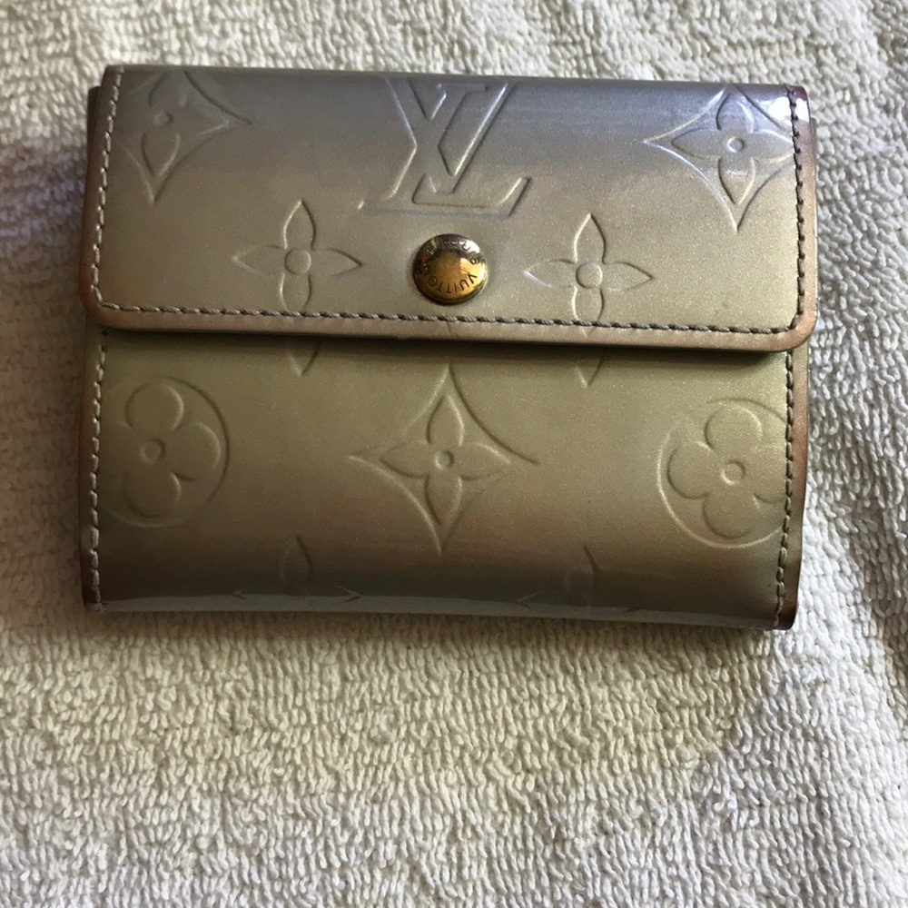 Louis Vuitton card holder